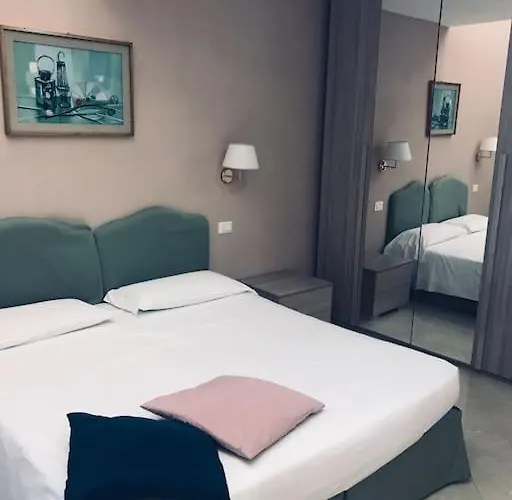 43 Ampio E Comodo Nel Centro Di דירה *